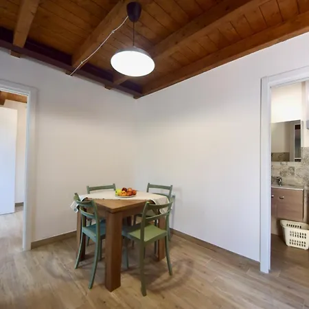 Casa Di Greta E Francesca 3 아파트