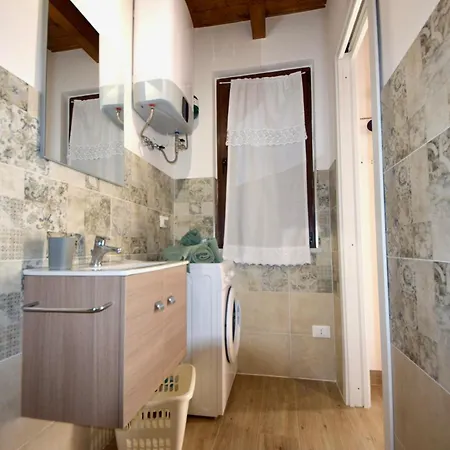 Casa Di Greta E Francesca 3 아파트